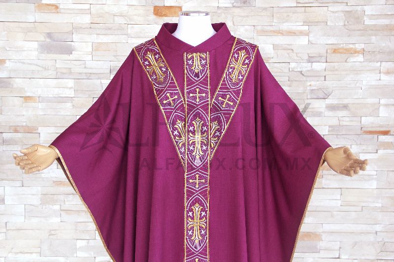 Casulla 04 IMPERIAL TRINITY "Y" en Morado Bugambilia